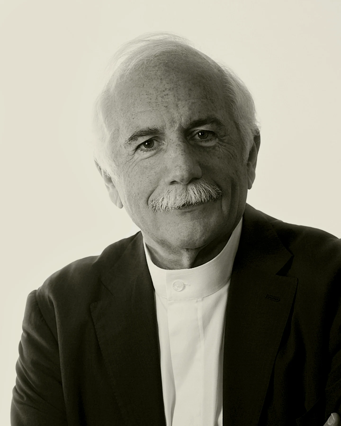 MOSHE_SAFDIE